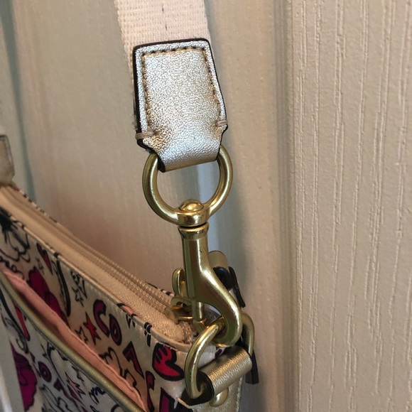 ❗️RARE Coach Poppy Crossbody❗️ - Picture 3 of 8
